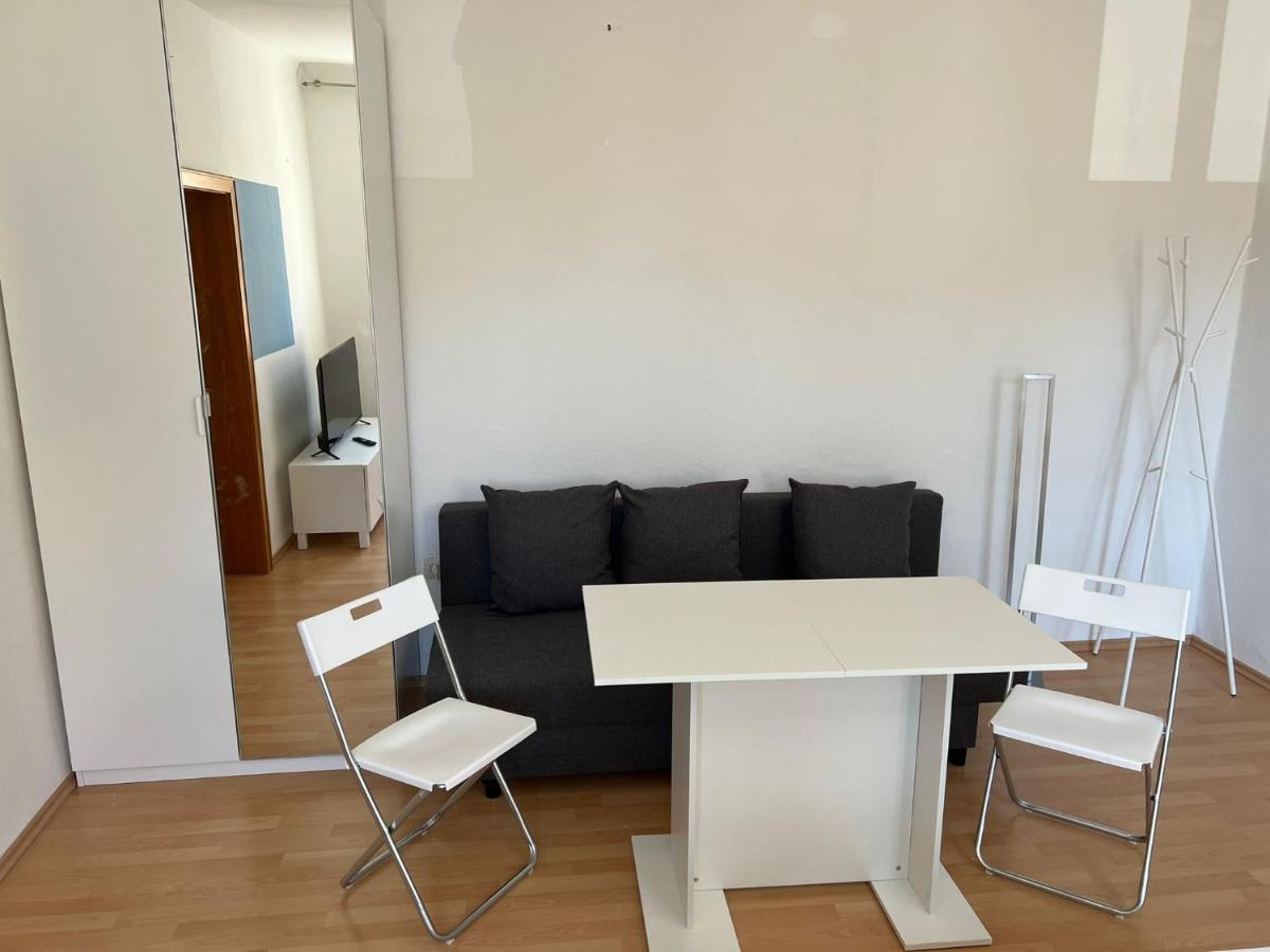 Privatzimmer Im Herzen Von Iphofen Exterior photo