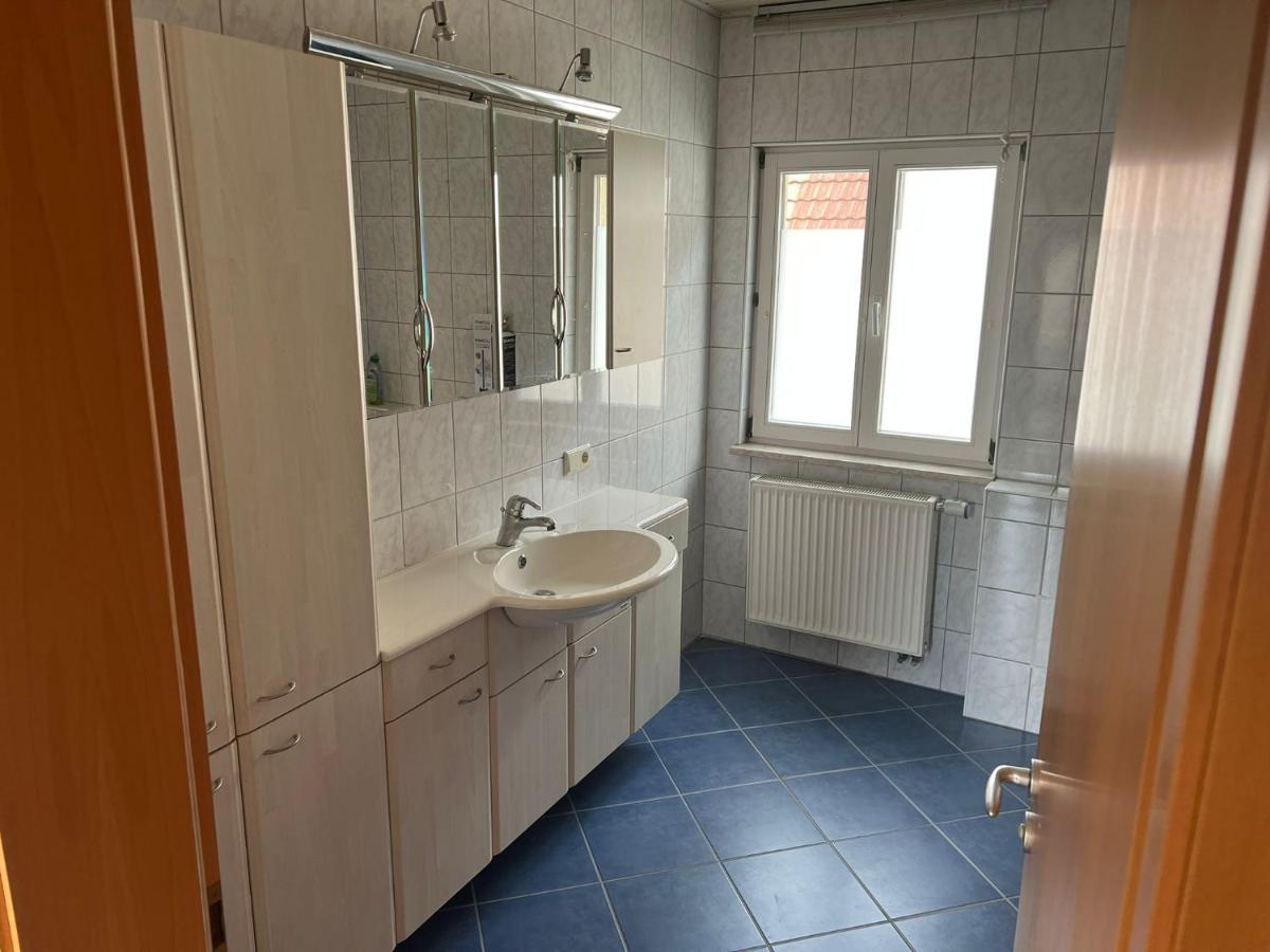 Privatzimmer Im Herzen Von Iphofen Exterior photo