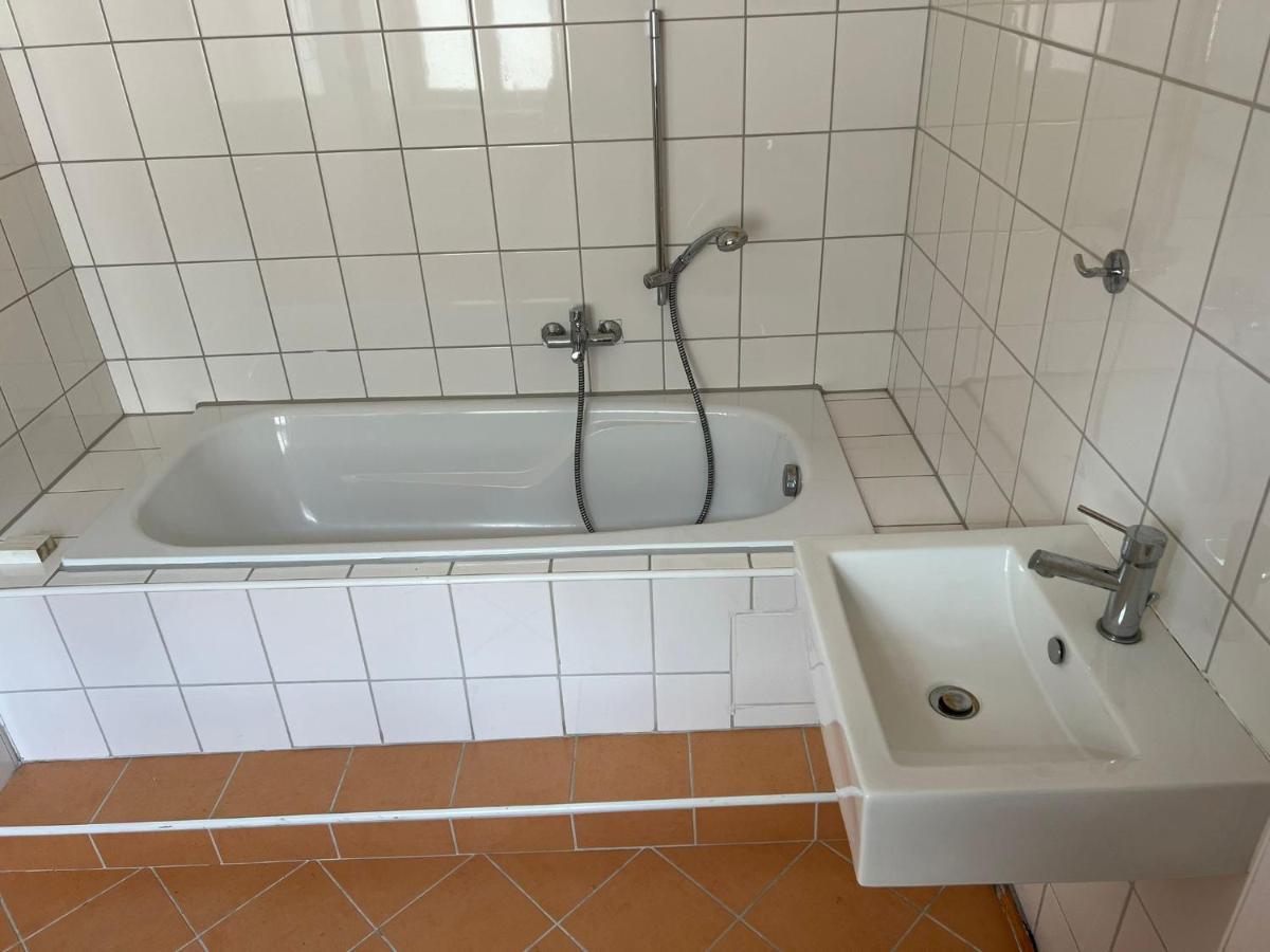 Privatzimmer Im Herzen Von Iphofen Exterior photo